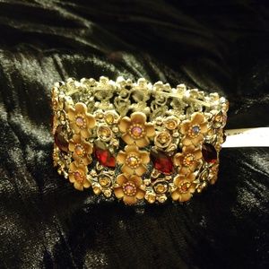Premier Designs Floral Affair Bracelet